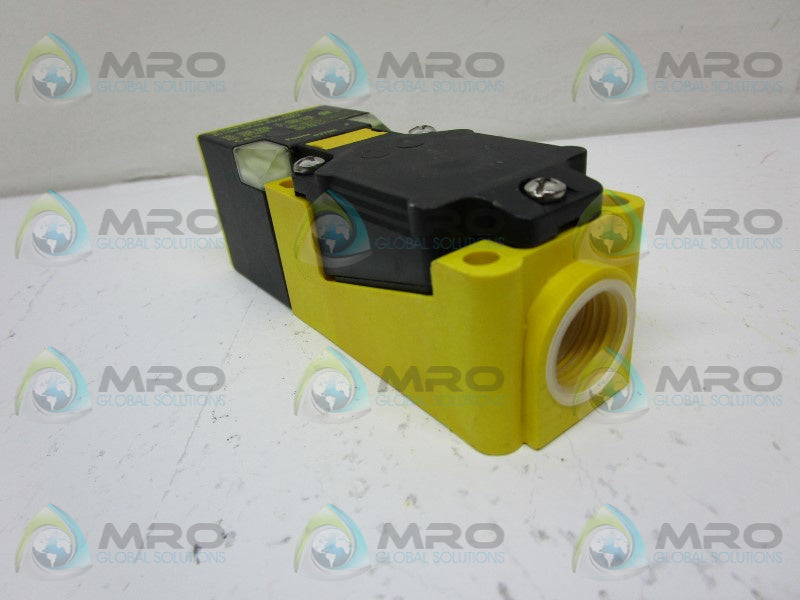 TURCK Bi15U-CP40-FDZ30X2 PROXIMITY SENSOR  NSNP