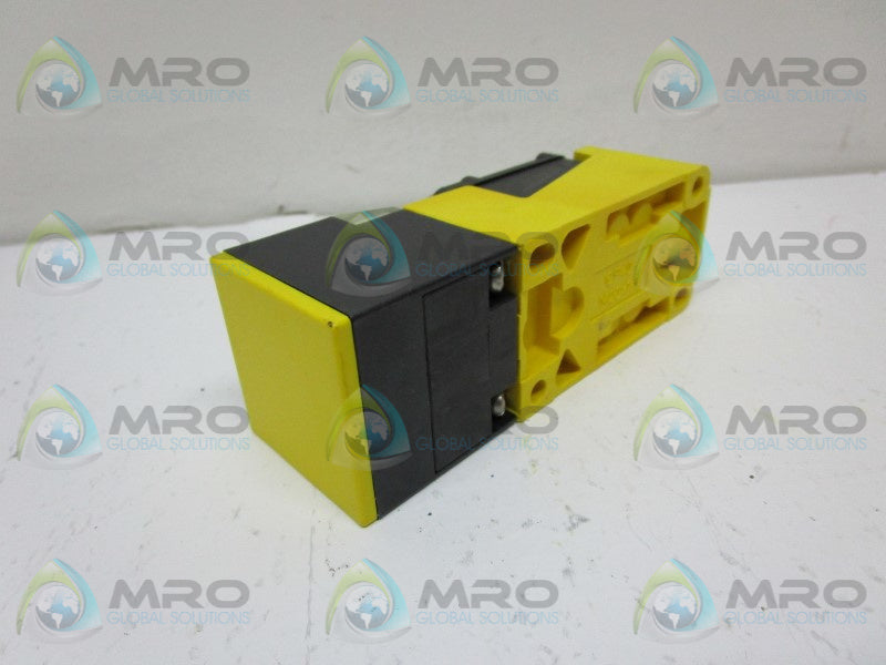 TURCK Bi15U-CP40-FDZ30X2 PROXIMITY SENSOR  NSNP