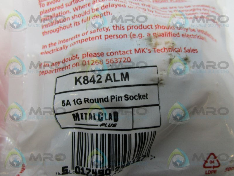MK K842ALM ROUND PIN SOCKET  NSMP