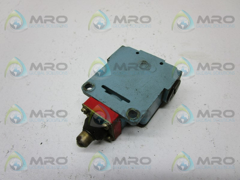 TELEMECANIQUE XCK-M1D10 LIMIT SWITCH  UNMP