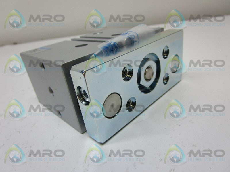 FESTO DFM-25-20-P-A-GF PNEUMATIC CYLINDER  NSNP
