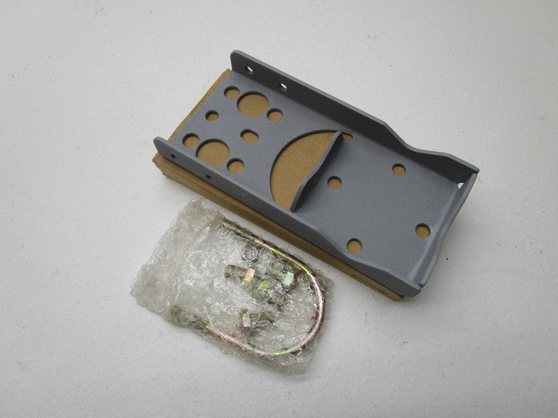 FOXBORO N0141-ZT MOUNTING BRACKET SET  NSMP