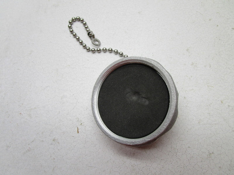 CROUSE-HINDS QE13 SCREW CAP AND CHAIN  NSMP