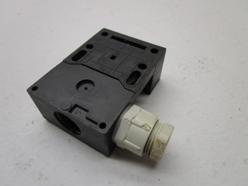 SCHMERSAL AZ15zvr SAFETY SWITCH  UNMP