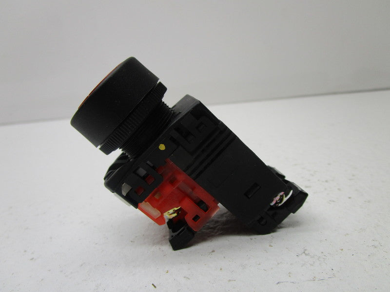FUJI ELECTRIC AR22F0L-L4 PUSHBUTTON SWITCH  NSNP