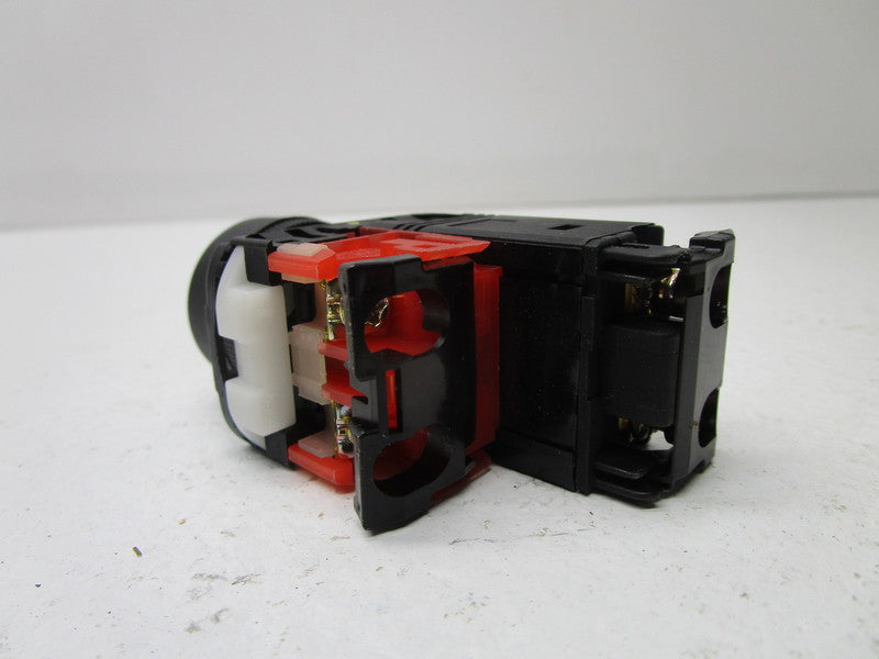 FUJI ELECTRIC AR22F0L-L4 PUSHBUTTON SWITCH  NSNP