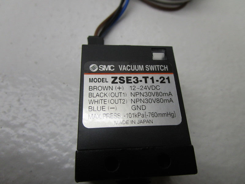 SMC ZSE3-T1-21 VACUUM SWITCH  NSNP