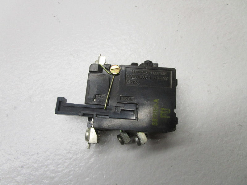 GENERAL ELECTRIC 124C028 OVERLOAD RELAY  UNMP
