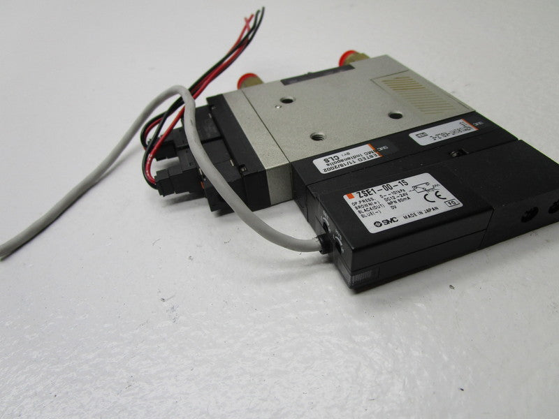 SMC ZSE1-00-15 PRESSURE SWITCH (AS PICTURED)  UNMP