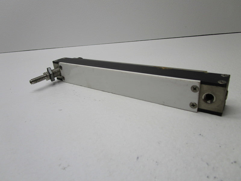 OMEGA FL-1462 FLOW METER  UNMP