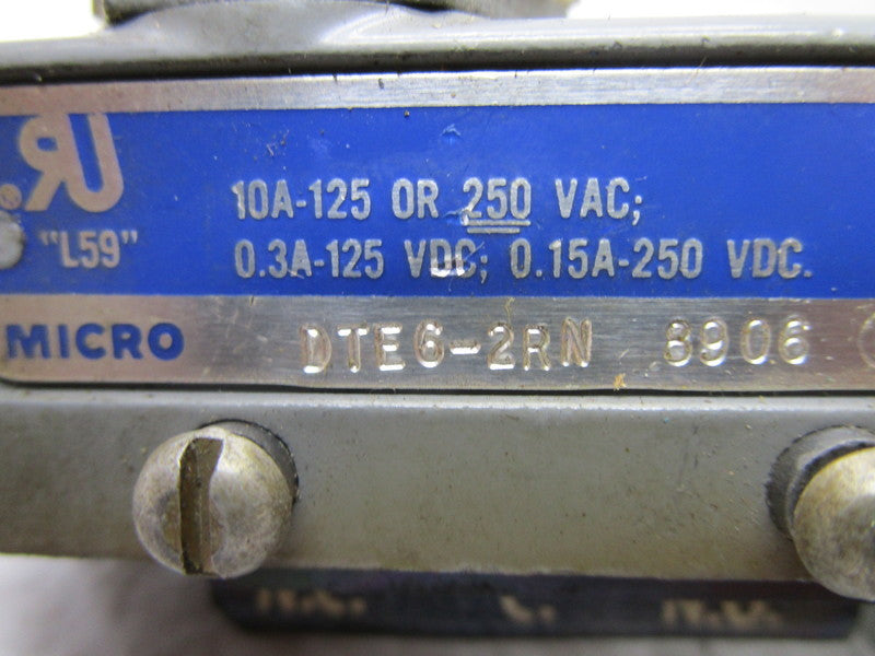 MICRO SWITCH DTE6-2RN (GREY)(AS PICTURED)  UNMP