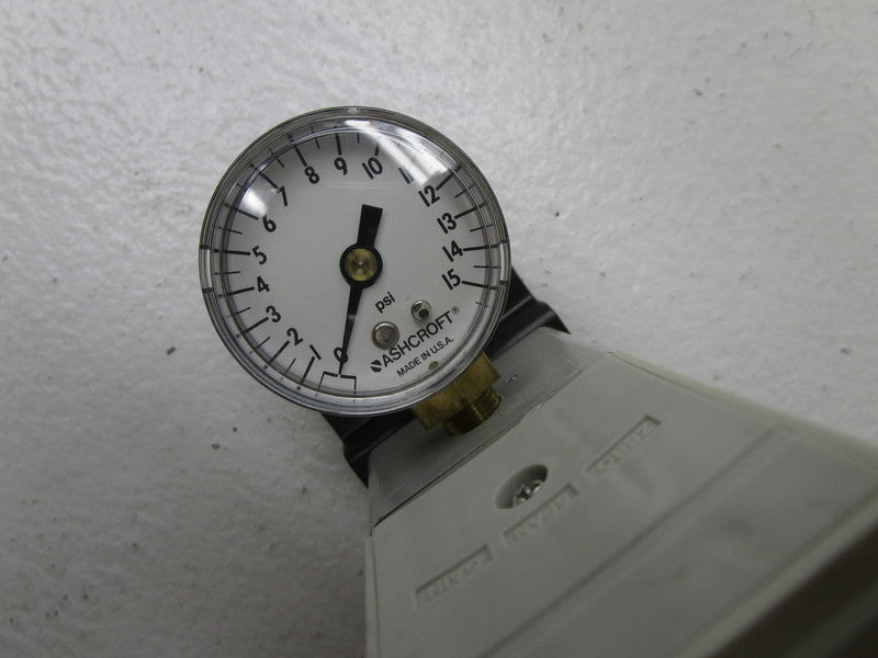 SMC IT2020-N22B1 REGULATOR  UNMP