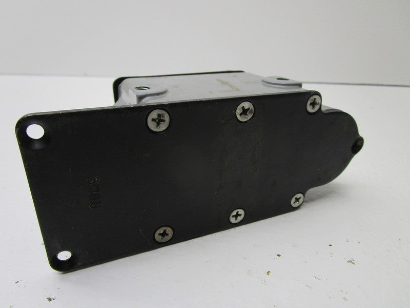 NAMCO EA08022100 LIMIT SWITCH  UNMP