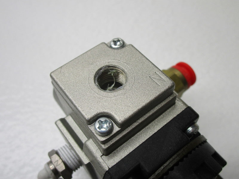 SMC AR20-N01-Z REGULATOR (AS PICTURED)  UNMP