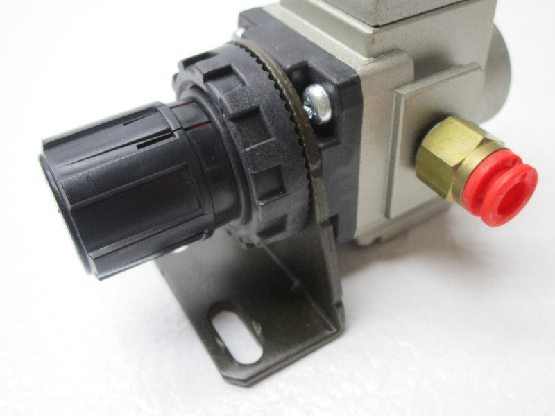 SMC AR20-N01-Z REGULATOR (AS PICTURED)  UNMP