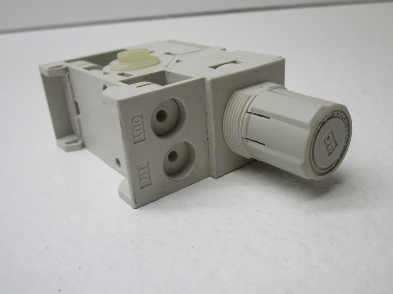 SMC ARM11CA0-R00-AZ REGULATOR ASSEMBLY  UNMP