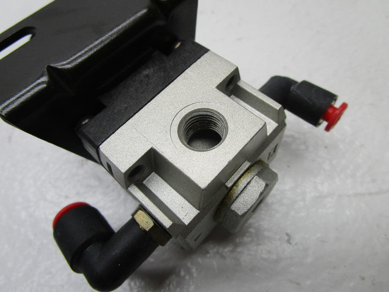 SMC NAR2000-N01 REGULATOR (AS PICTURED)  UNMP