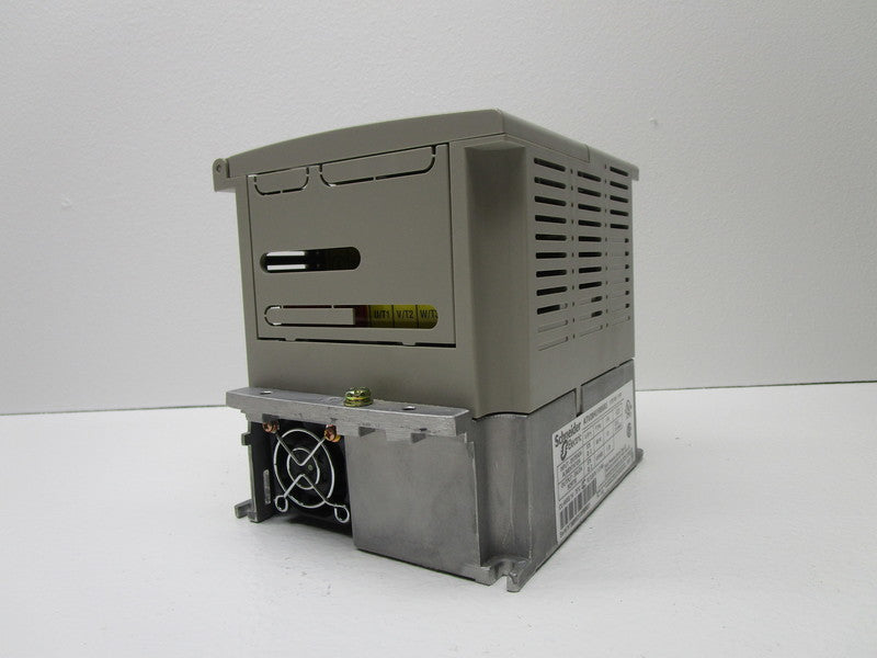 SCHNEIDER ATV28HU18S6XU DRIVE  UNMP