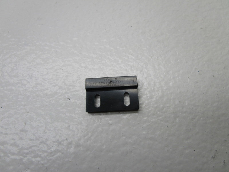 HAMLIN 57135-000 MAGNETIC REED SWITCH  NSNP