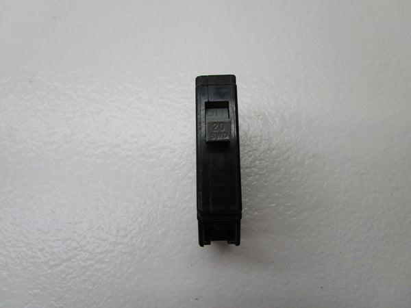 CUTLER HAMMER CHB120 CIRCUIT BREAKER 20A  UNMP