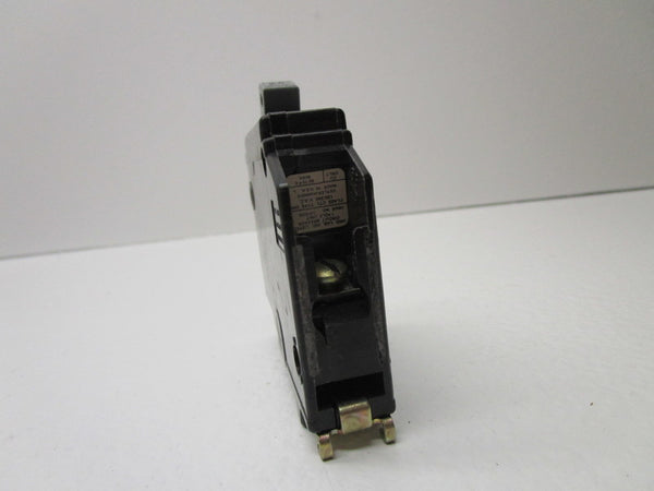 CUTLER HAMMER CHB120 CIRCUIT BREAKER 20A  UNMP