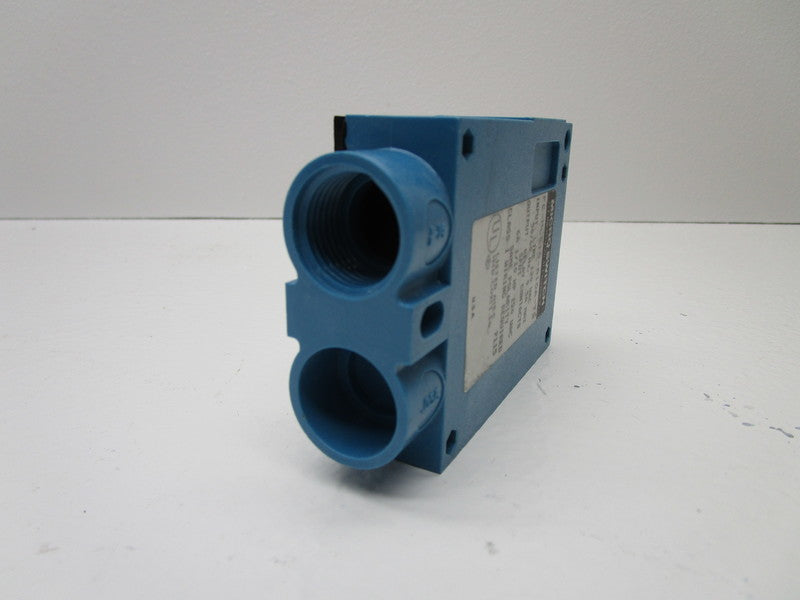 MICRO SWITCH FE-MLS10-A10A-T2 PHOTOELECTRIC SENSOR  UNMP