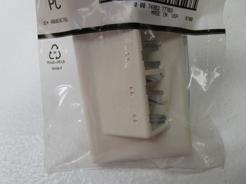 PANDUIT T70FH4IW SNAP ON FACEPLATE  NSMP