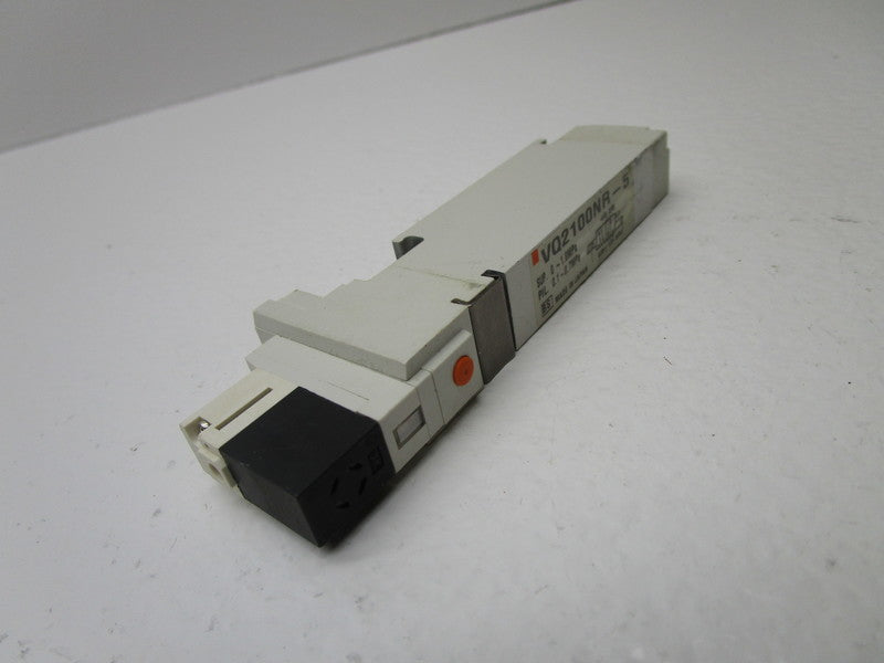 SMC VQ2100NR-5 SOLENOID VALVE  UNMP