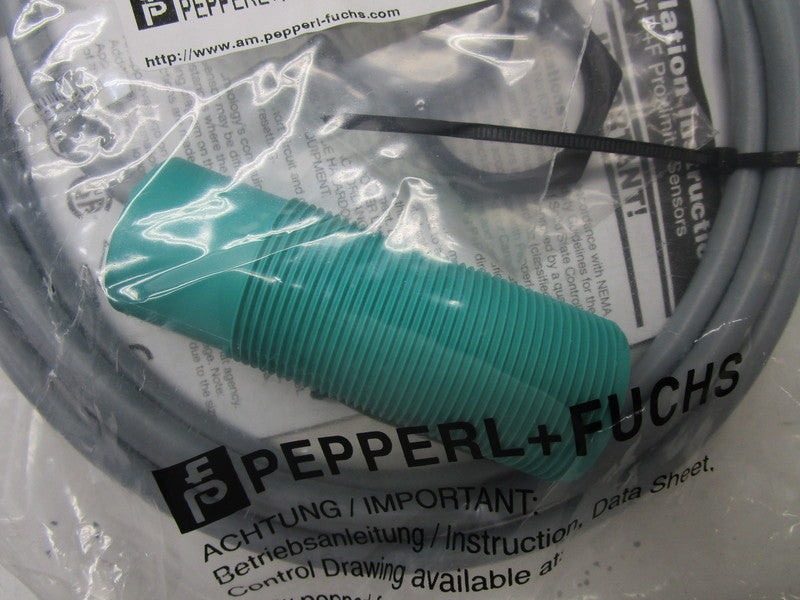 PEPPERL+FUCHS CJ10-30GK-E2 021454 PROXIMITY SENSOR  NSMP