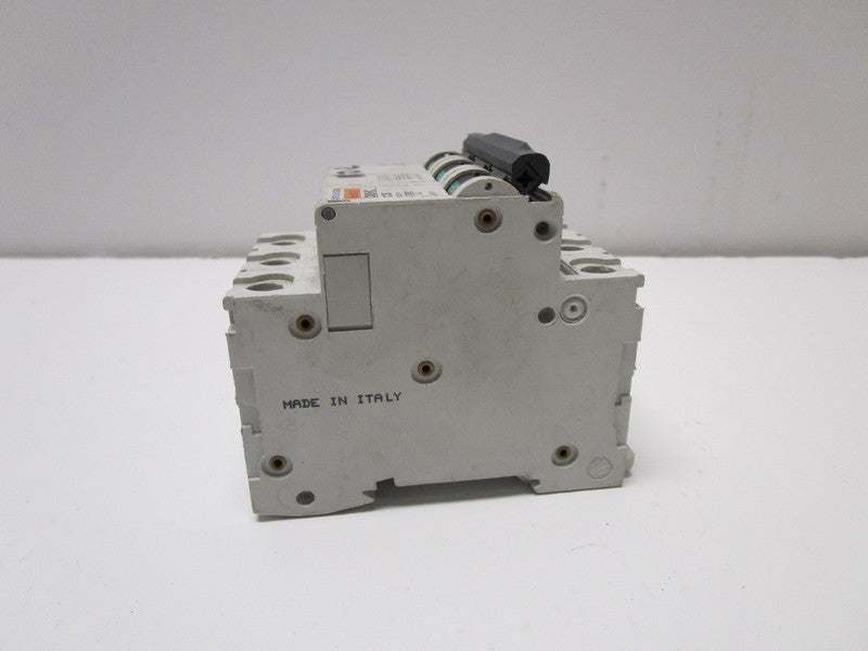 MERLIN GERIN 25675 C60HC-C25 CIRCUIT BREAKER 25A  UNMP