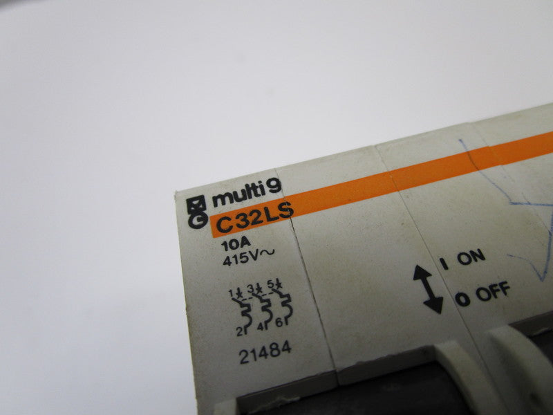 MERLIN GERIN 21484 C32LS CIRCUIT BREAKER 10A  UNMP