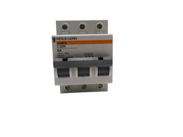 MERLIN GERIN 21421 C32N-8 CIRCUIT BREAKER 8A  NSNP