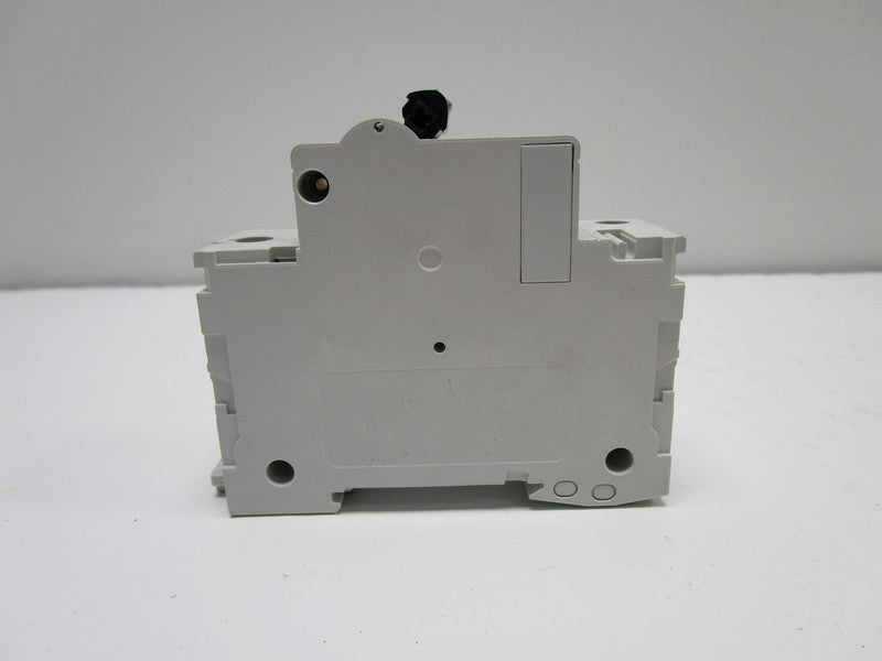 MERLIN GERIN 18439 C120H-C16 CIRCUIT BREAKER 16A  NSNP