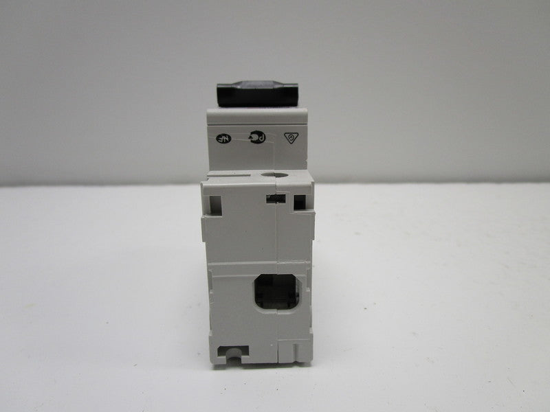 MERLIN GERIN 18439 C120H-C16 CIRCUIT BREAKER 16A  NSNP
