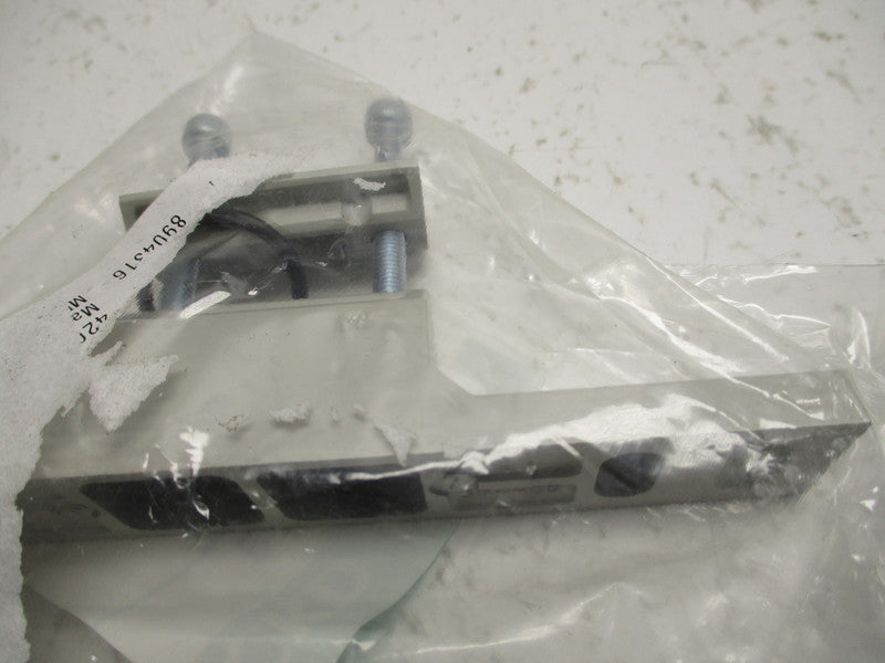 CKD B310-W MOUNTING T-BRACKET  NSMP