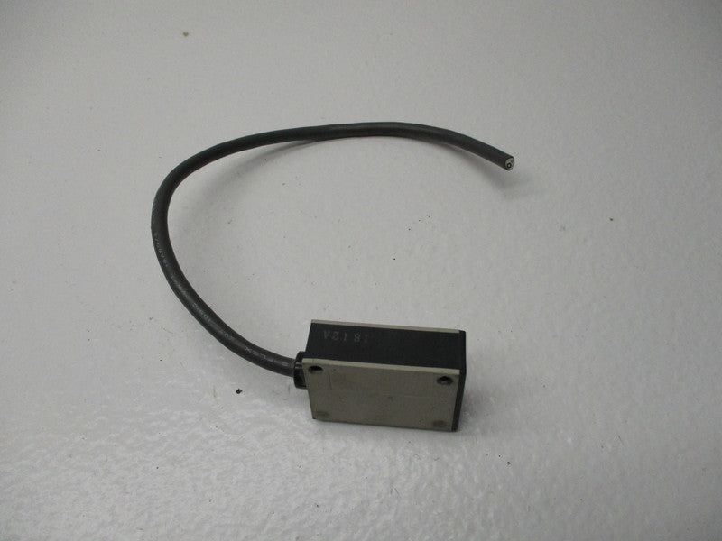 OMRON E3E2-DS20Y1-US  UNMP