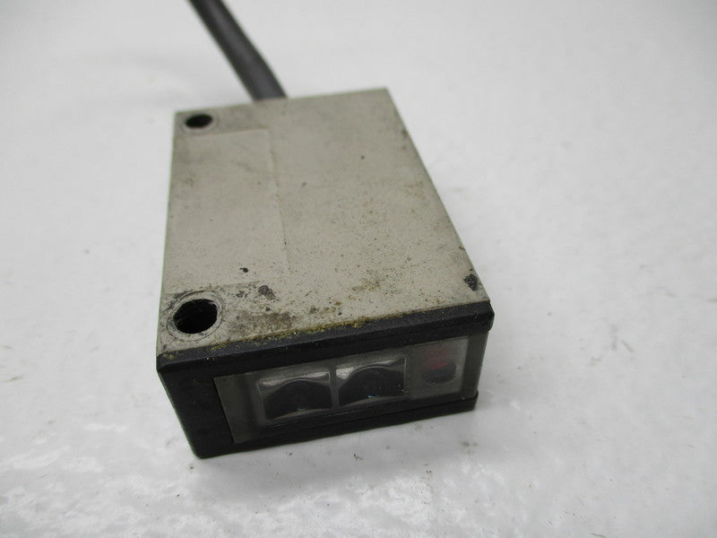 OMRON E3E2-DS20Y1-US  UNMP