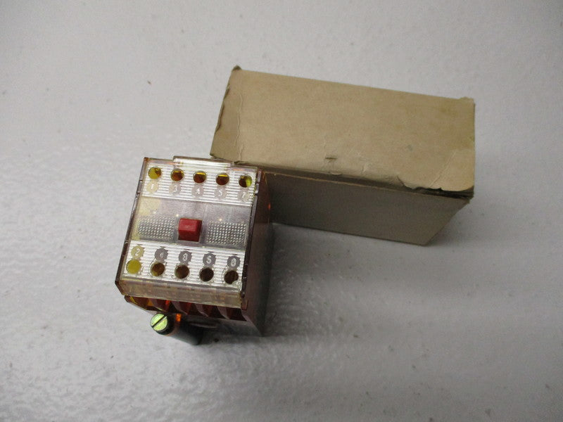 CROUSE-HINDS AH804PAC30 225V NSMP