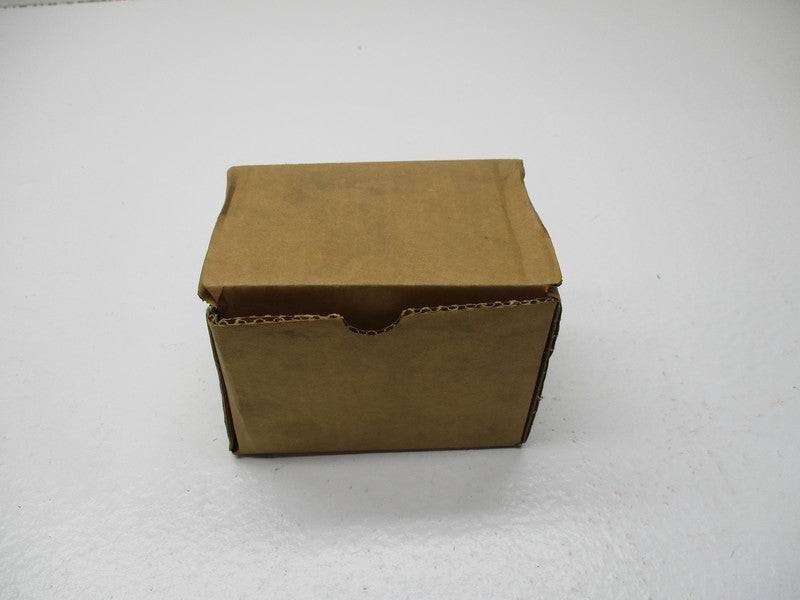 JOHNSON CONTROLS R-3030-1 REVERSING RELAY *NEW IN BOX*