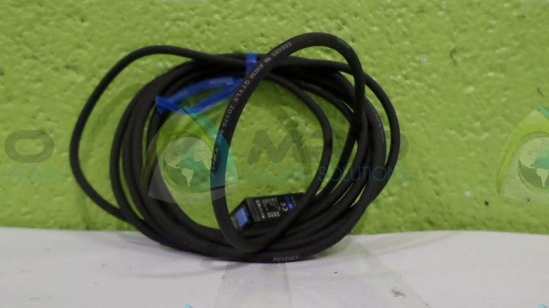 KEYENCE PZ-M51-R SENSOR NSNP