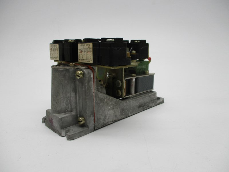 GENERAL ELECTRIC CR2820B114AA2 115V NSNP
