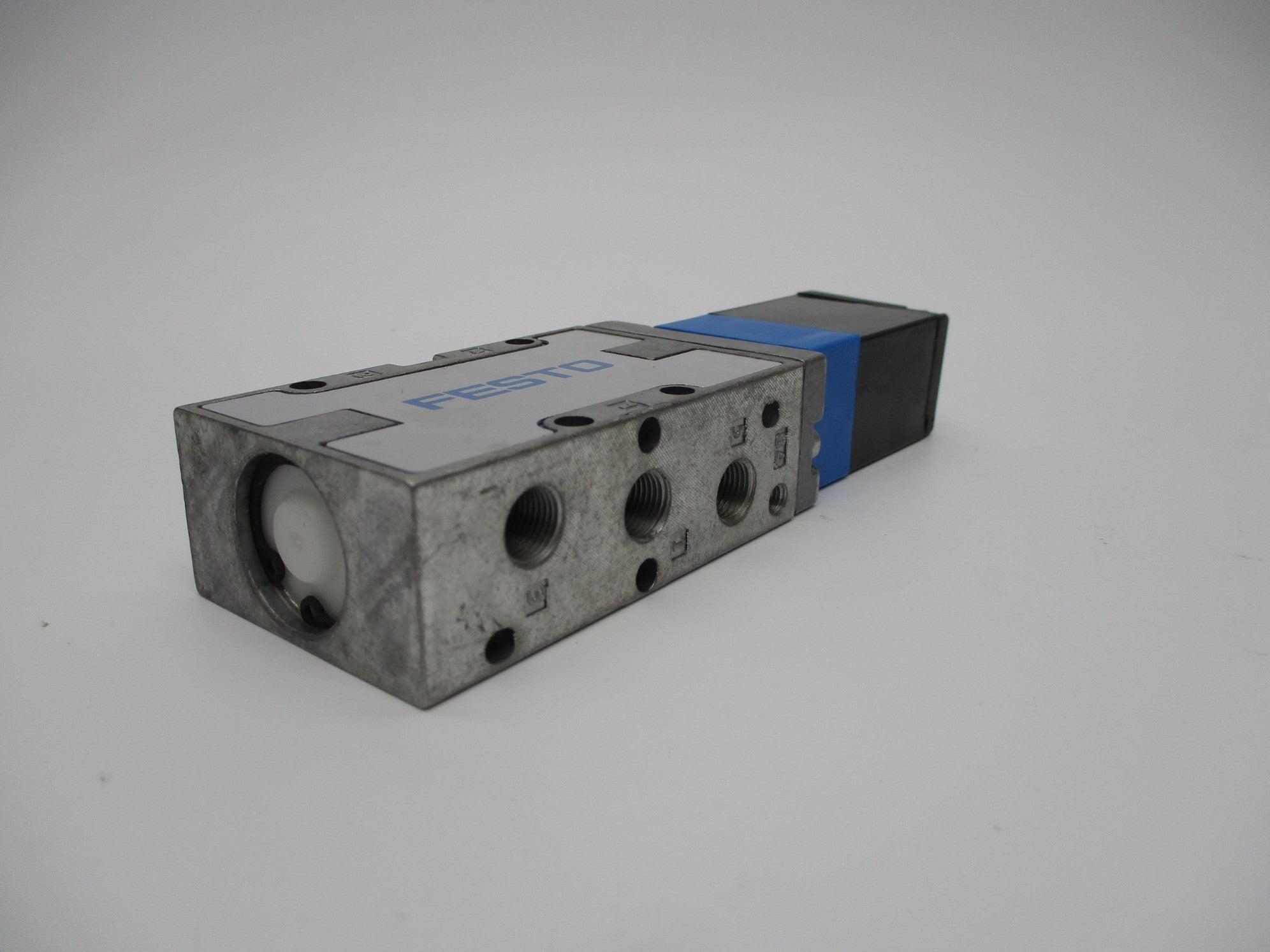 FESTO MVH-5-1/8-B 19779 20.4-26.4VDC 28-145PSI NSNP