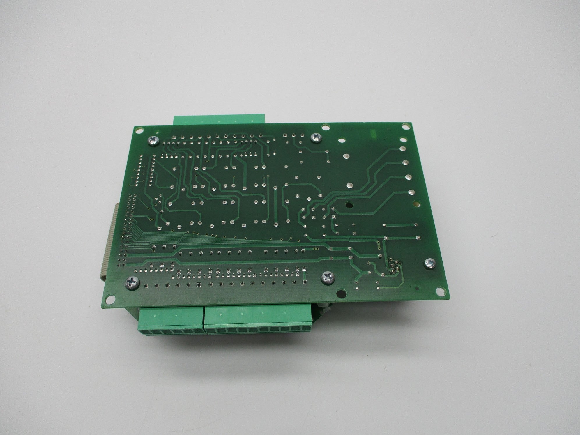H8F2I0 UNMP