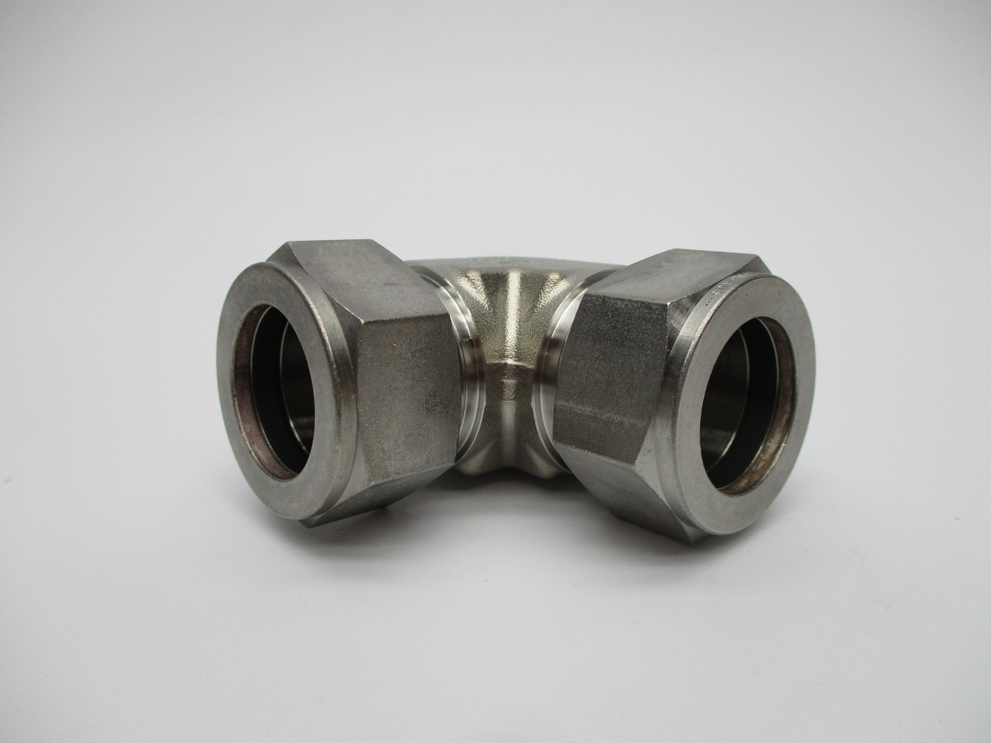 SWAGELOK SS-1610-9 NSMP