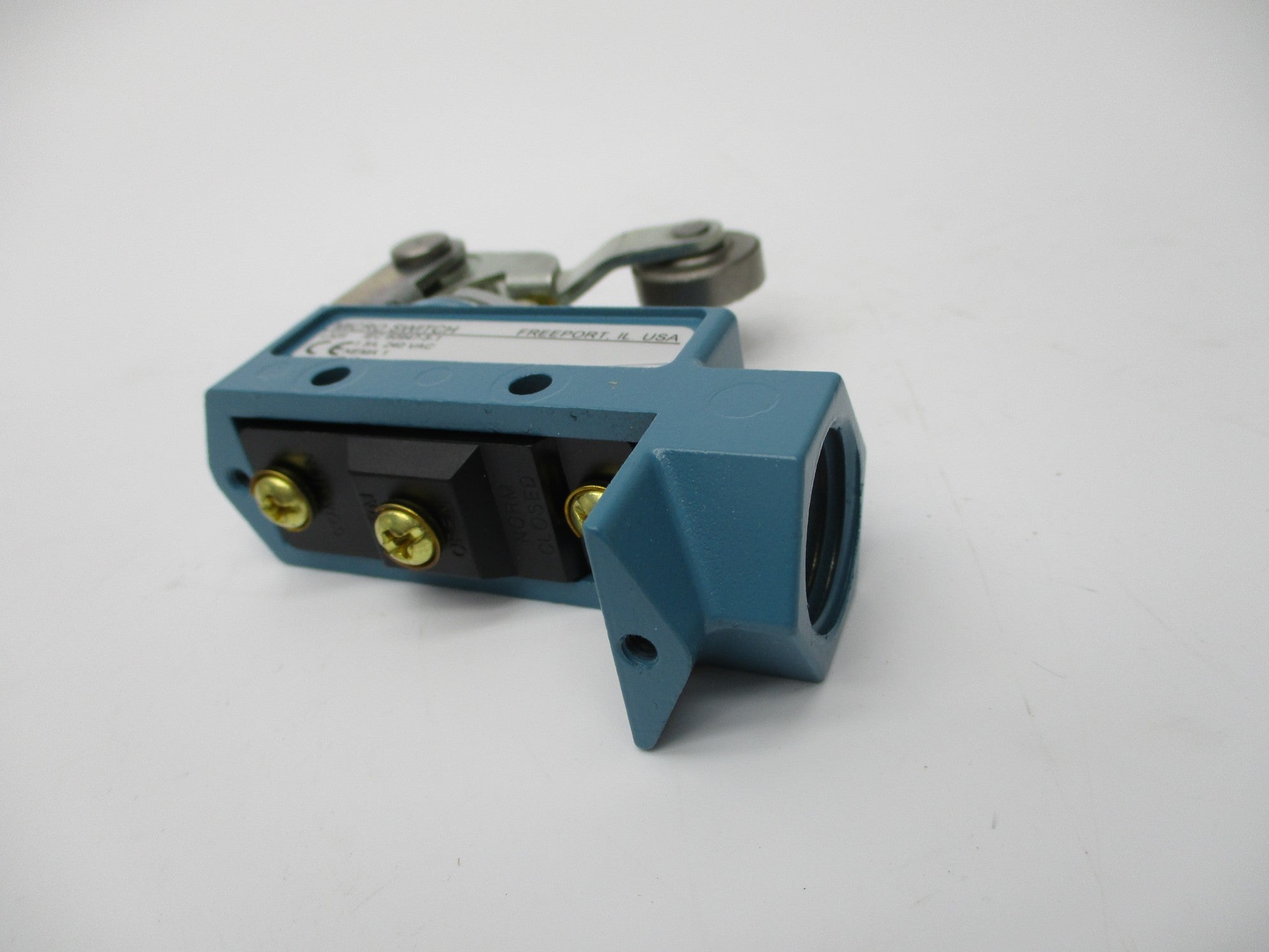 HONEYWELL BZE6-2RQ2 600VAC 15A (AS PICTURED) NSMP