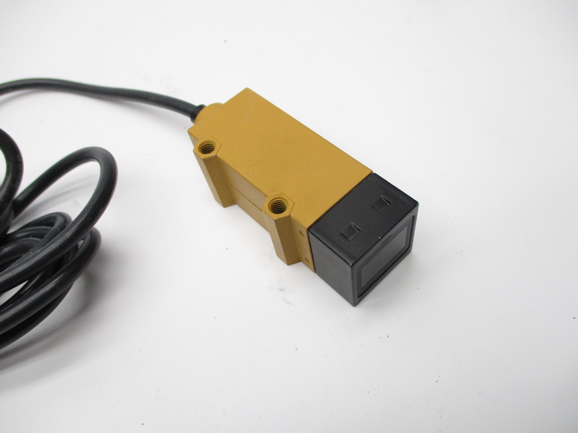 OMRON E3S-RS30E4-30 NSNP