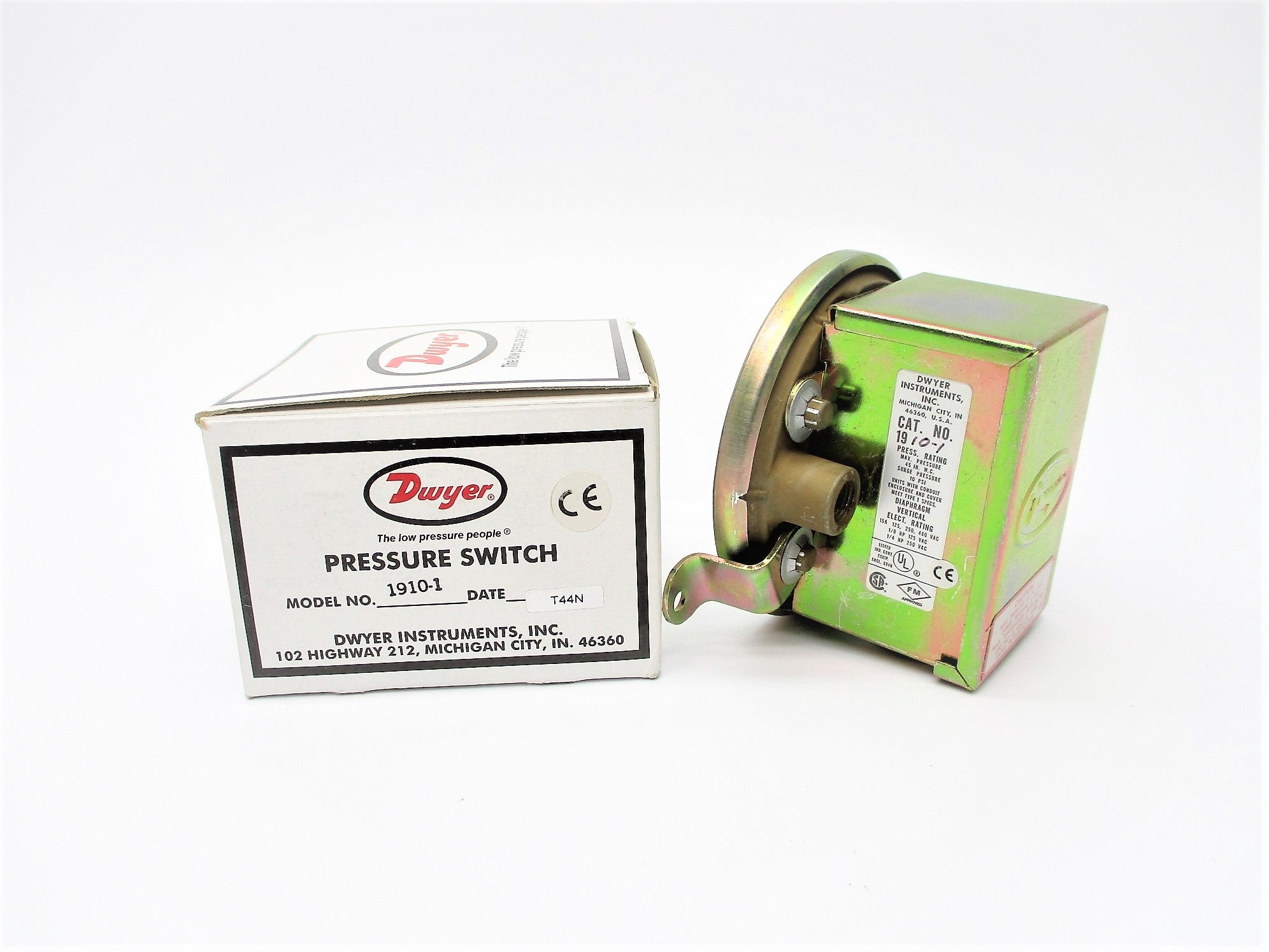 DWYER 1910-1 480VAC 15A 10PSI NSMP