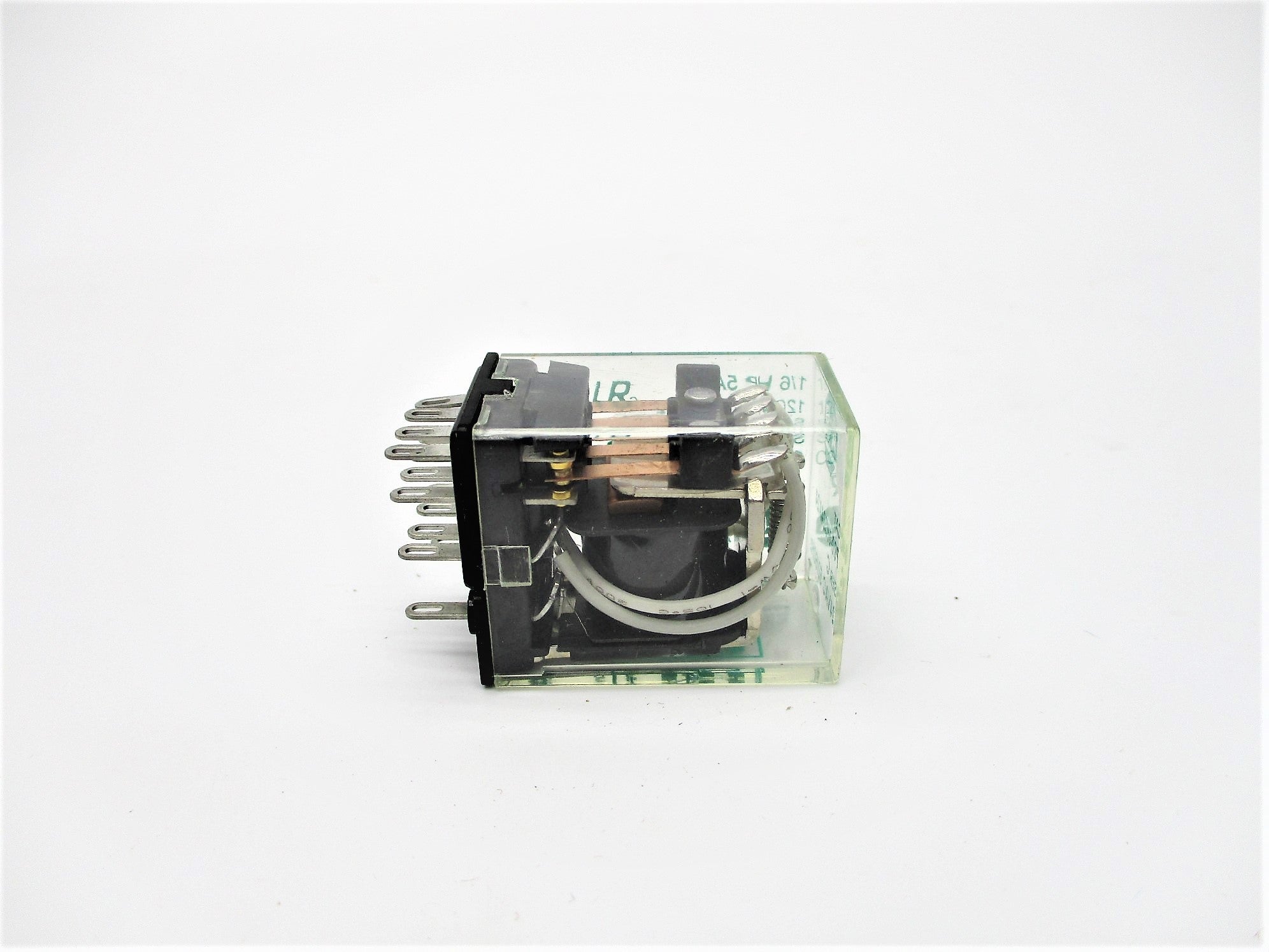 INDUSTRIAL SPARE PART 700-HC24A24 SER. C 24V NSNP