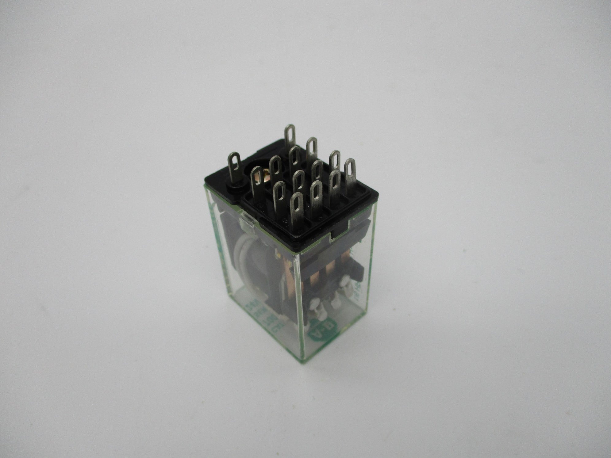 INDUSTRIAL SPARE PART 700-HC24A24 SER. C 24V NSNP