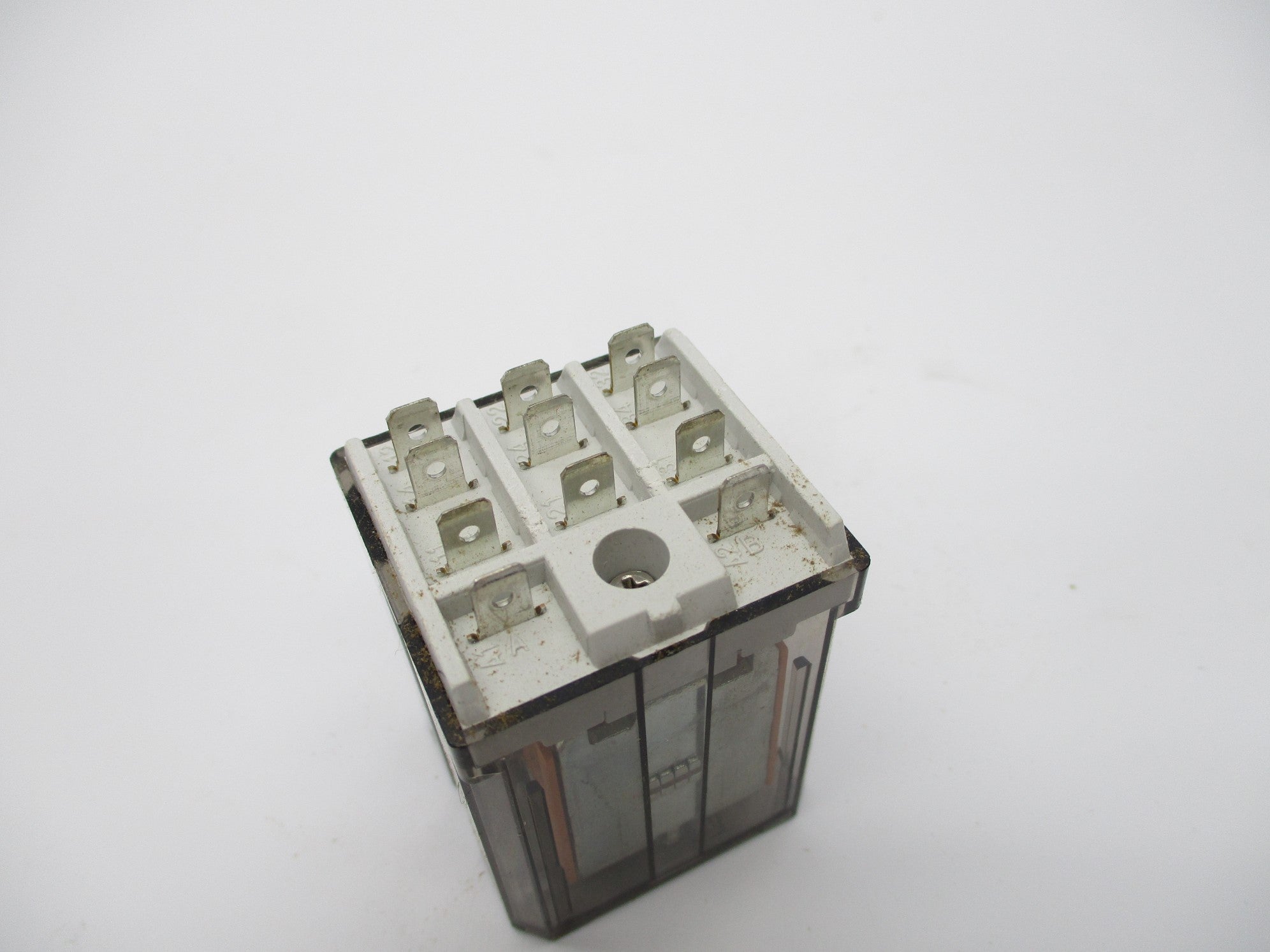 INDUSTRIAL SPARE PART 700-HB33A1 SER. D 120VAC 15A (WH) NSMP